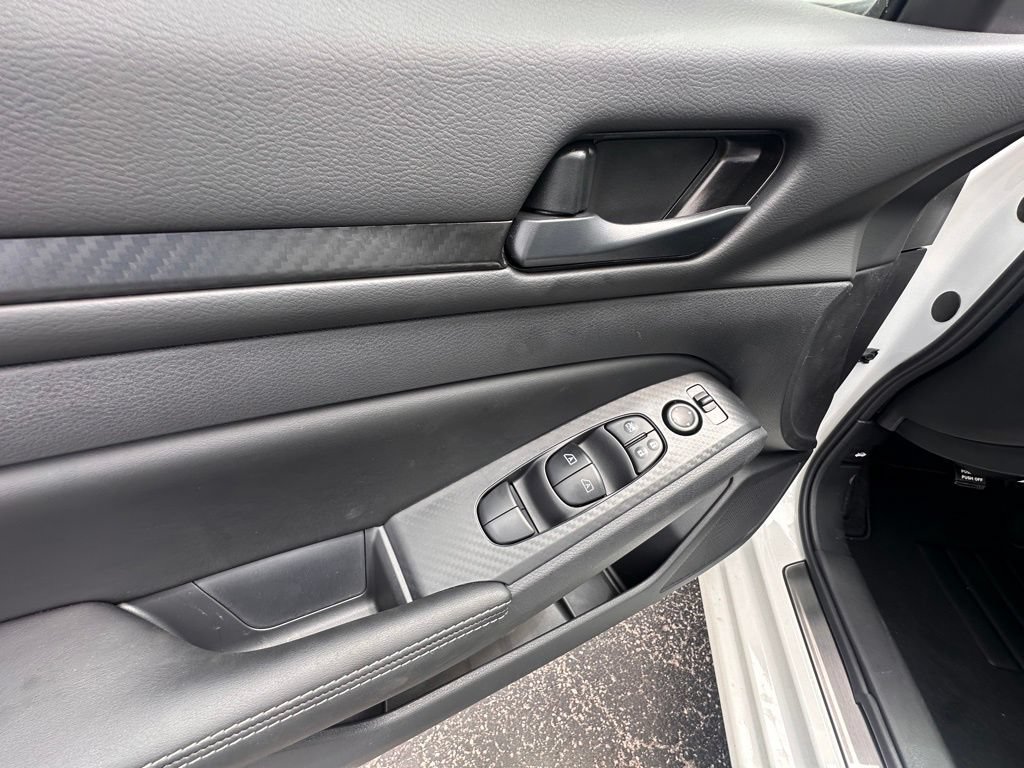 New 2026 Nissan Altima 2.5 SV w/ SV Special Edition Package FWD image 12