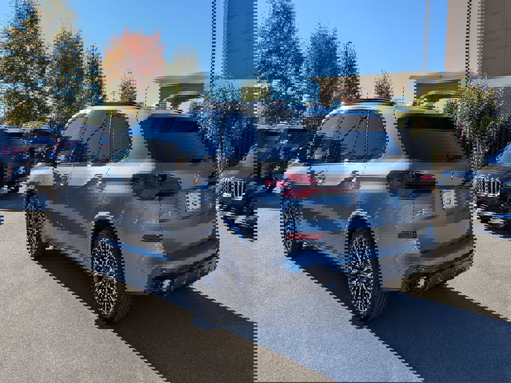 New 2026 BMW X5 xDrive40i w/ M Sport Package image 5