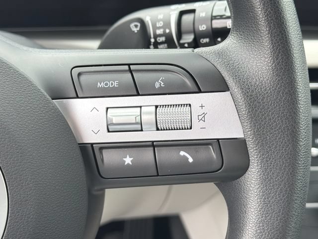 Certified 2026 Hyundai Tucson SE FWD image 25