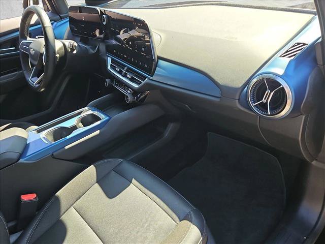 Used 2025 Chevrolet Equinox EV LT w/ Convenience Package FWD image 22