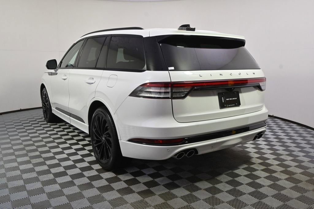New 2026 Lincoln Aviator Reserve image 4