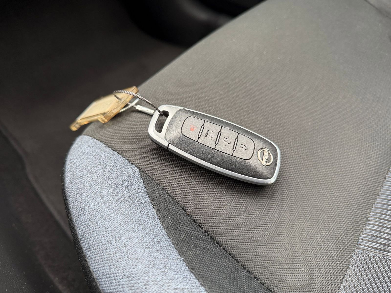 Used 2025 Nissan Versa SV image 18