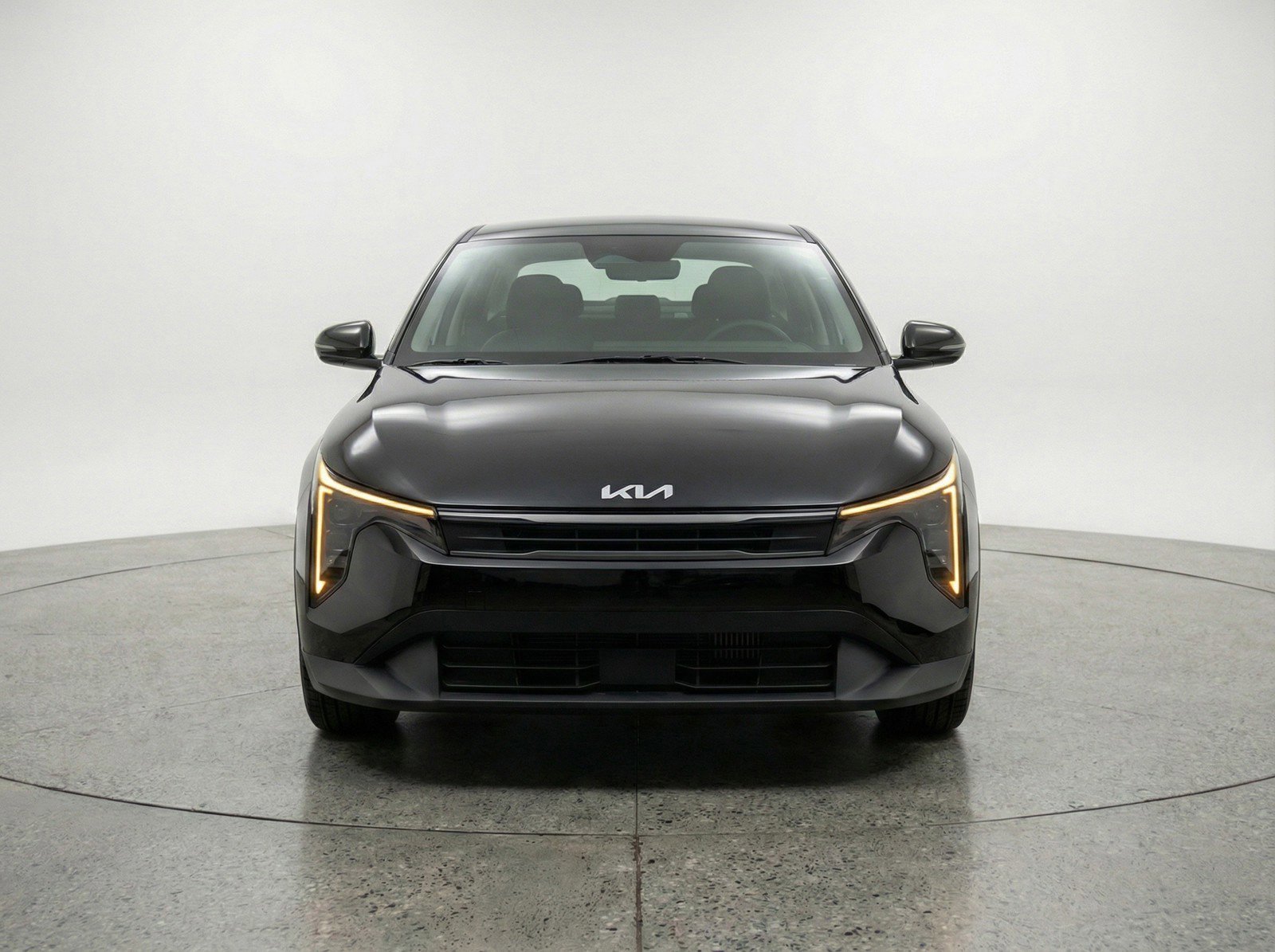 Used 2025 Kia K4 LXS image 2