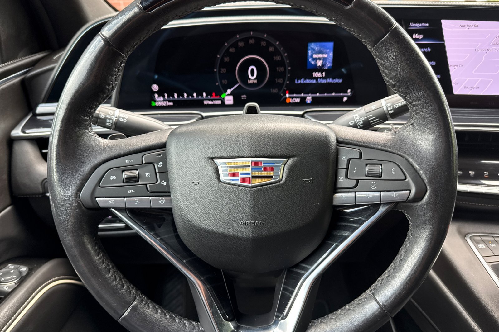Used 2024 Cadillac Escalade Sport AWD/4WD image 31