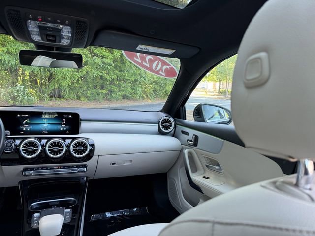 Used 2022 Mercedes-Benz A 220 4MATIC image 42