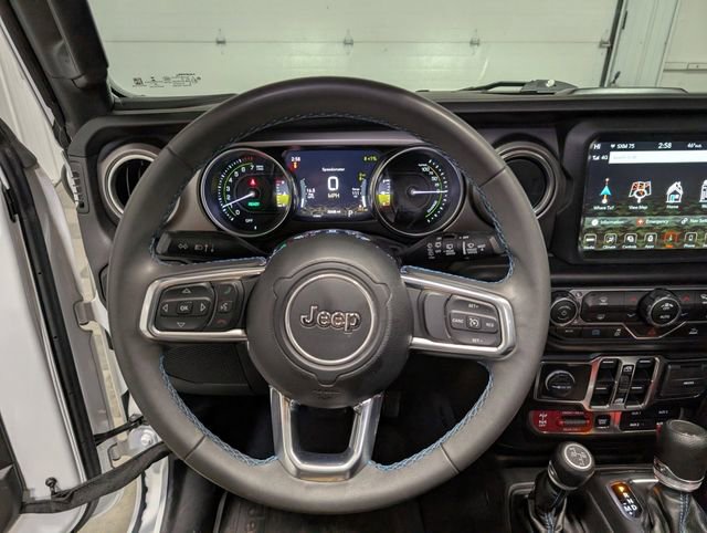 Used 2023 Jeep Wrangler Unlimited Rubicon 4xe AWD/4WD image 16