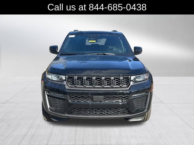 New 2026 Jeep Grand Cherokee Limited w/ Limited Altitude Package AWD/4WD image 2