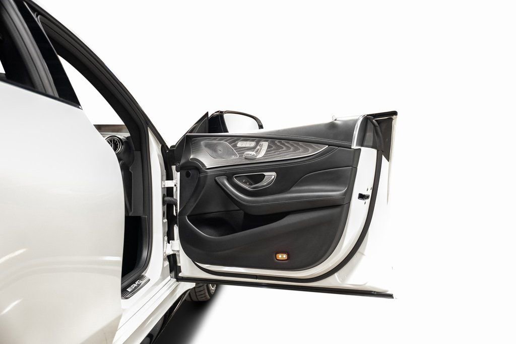 Used 2023 Mercedes-Benz AMG GT 63 S w/ Driver Assistance Package image 59