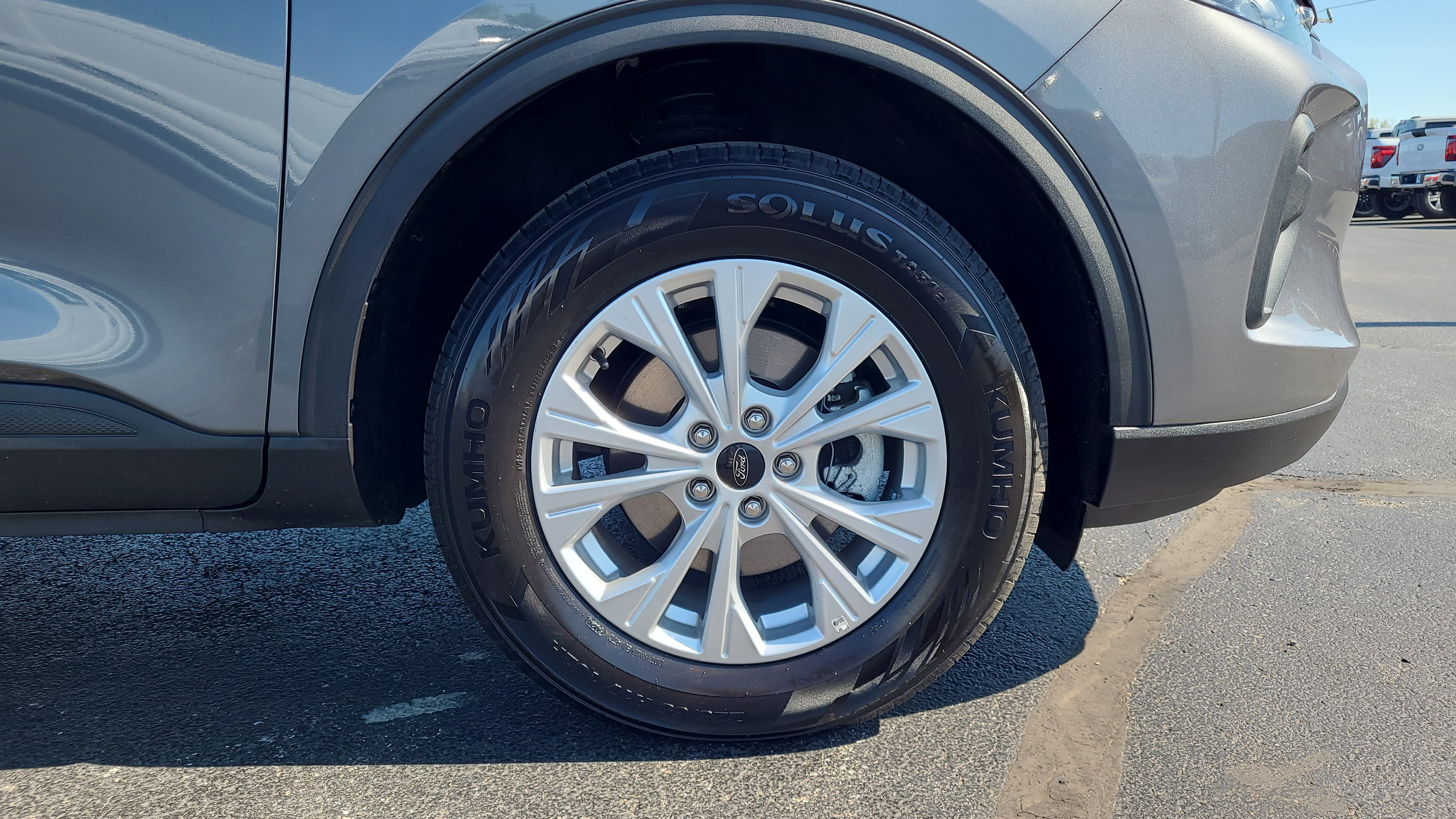 Certified 2024 Ford Escape Active AWD/4WD image 11