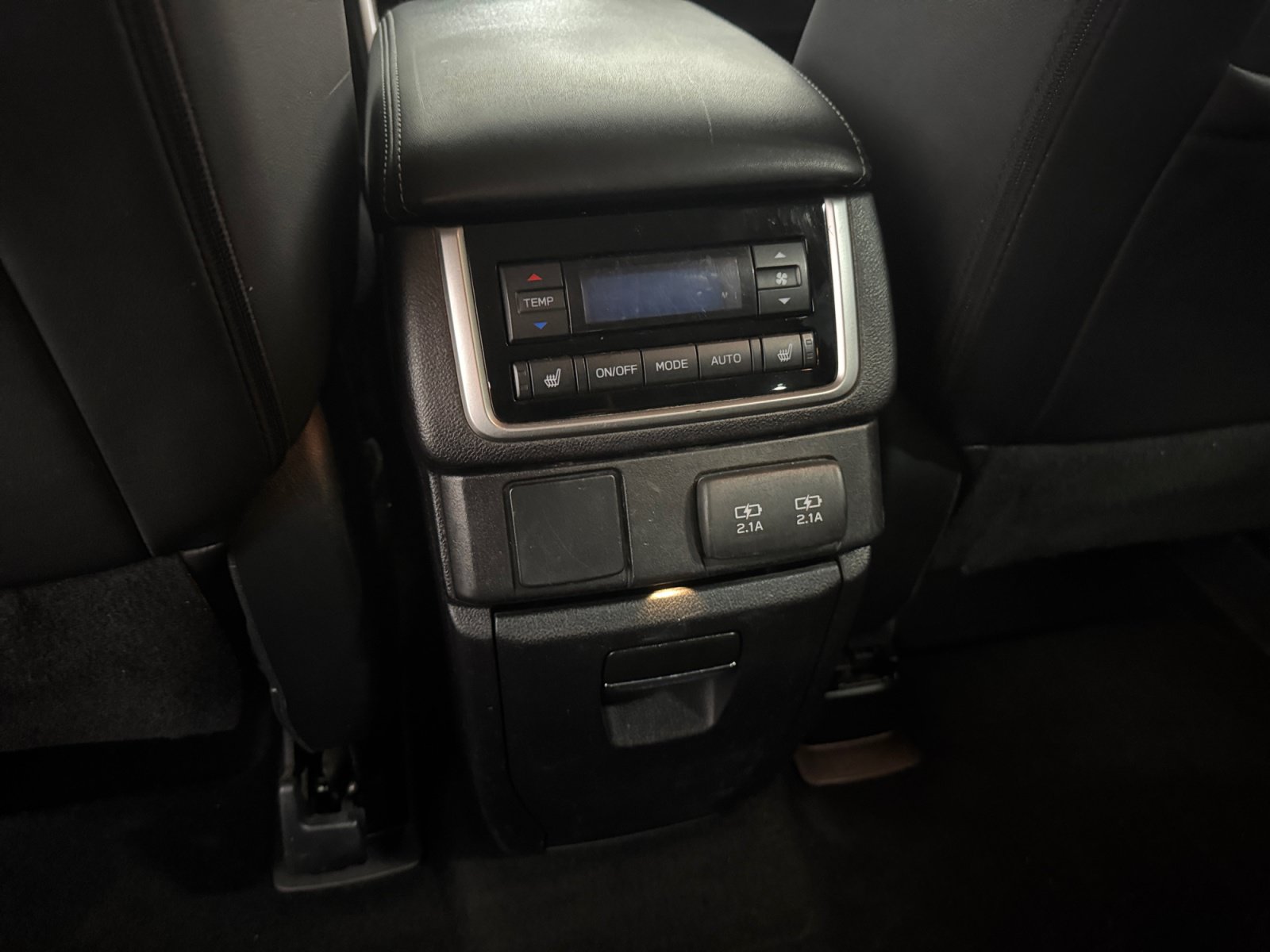 Used 2019 Subaru Ascent Limited AWD/4WD image 10
