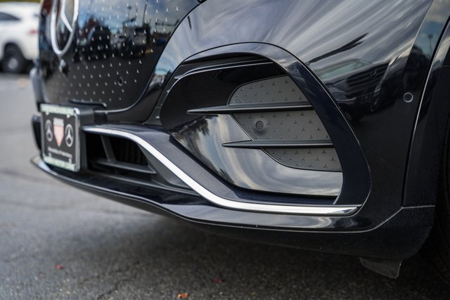 Used 2023 Mercedes-Benz EQS 580 4MATIC SUV image 14