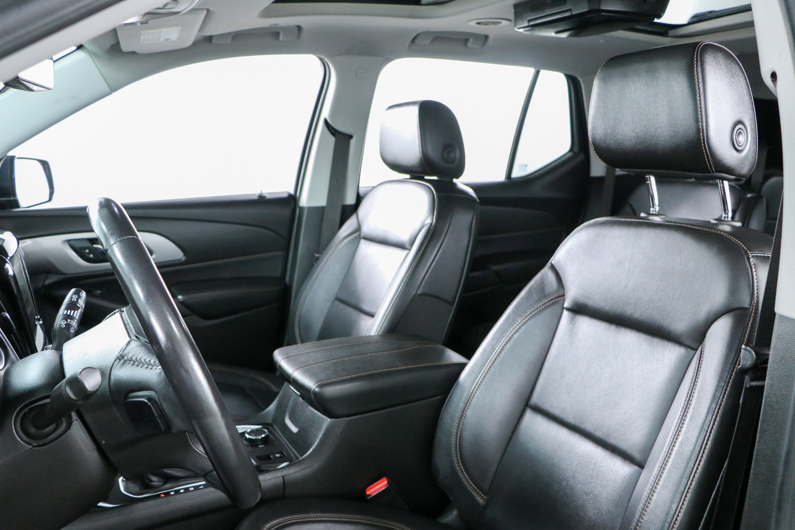 Used 2018 Chevrolet Traverse LT FWD image 27