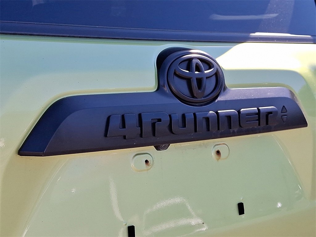 Used 2023 Toyota 4Runner TRD Off-Road Premium image 32