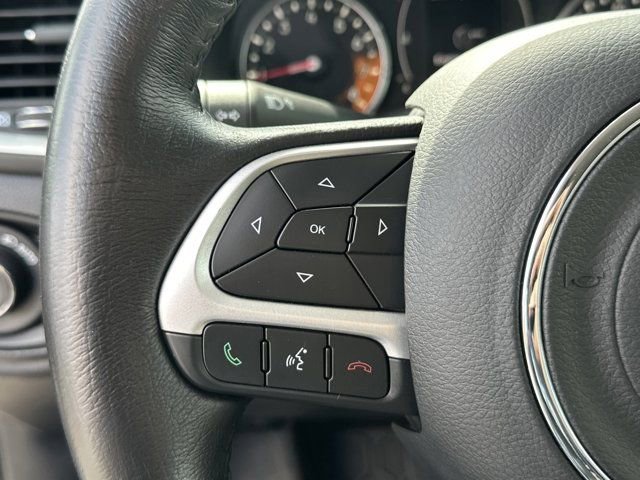 Used 2016 Jeep Renegade Latitude image 26