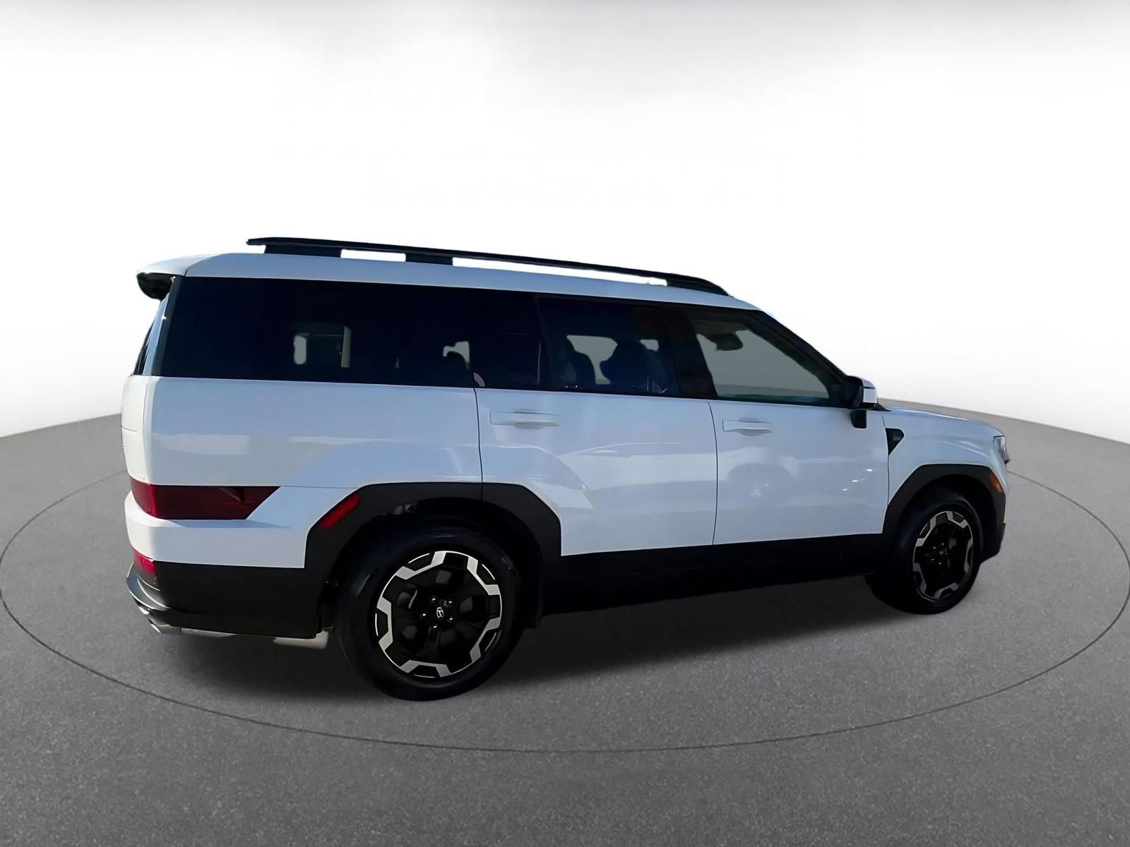 Used 2025 Hyundai Santa Fe SEL image 14