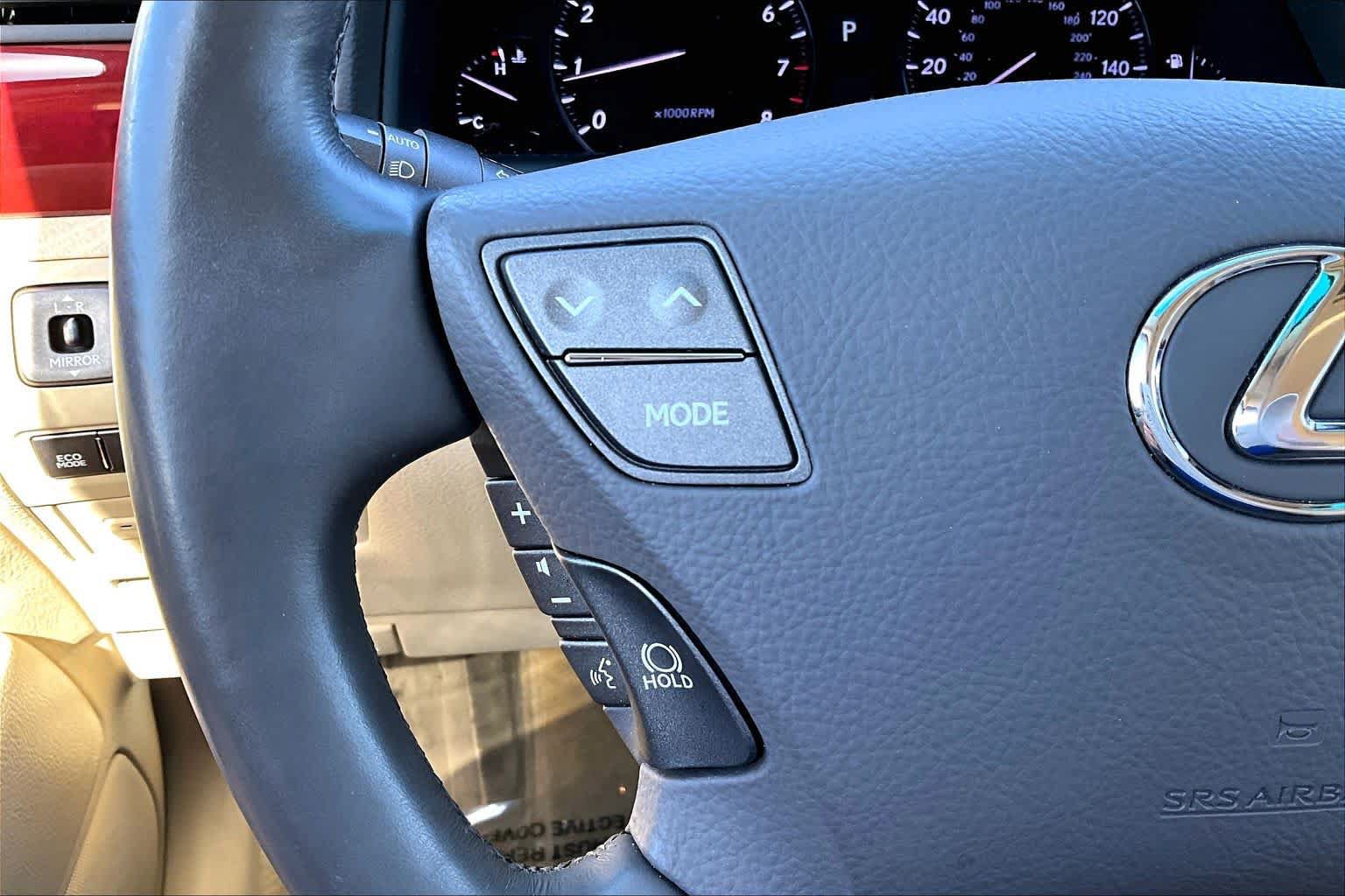 Used 2011 Lexus LS 460 w/ Comfort Pkg RWD image 23