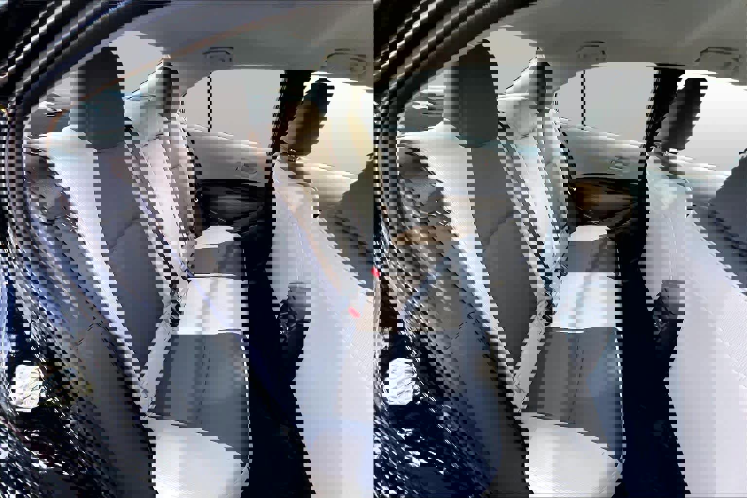 Certified 2025 Toyota Corolla LE image 17