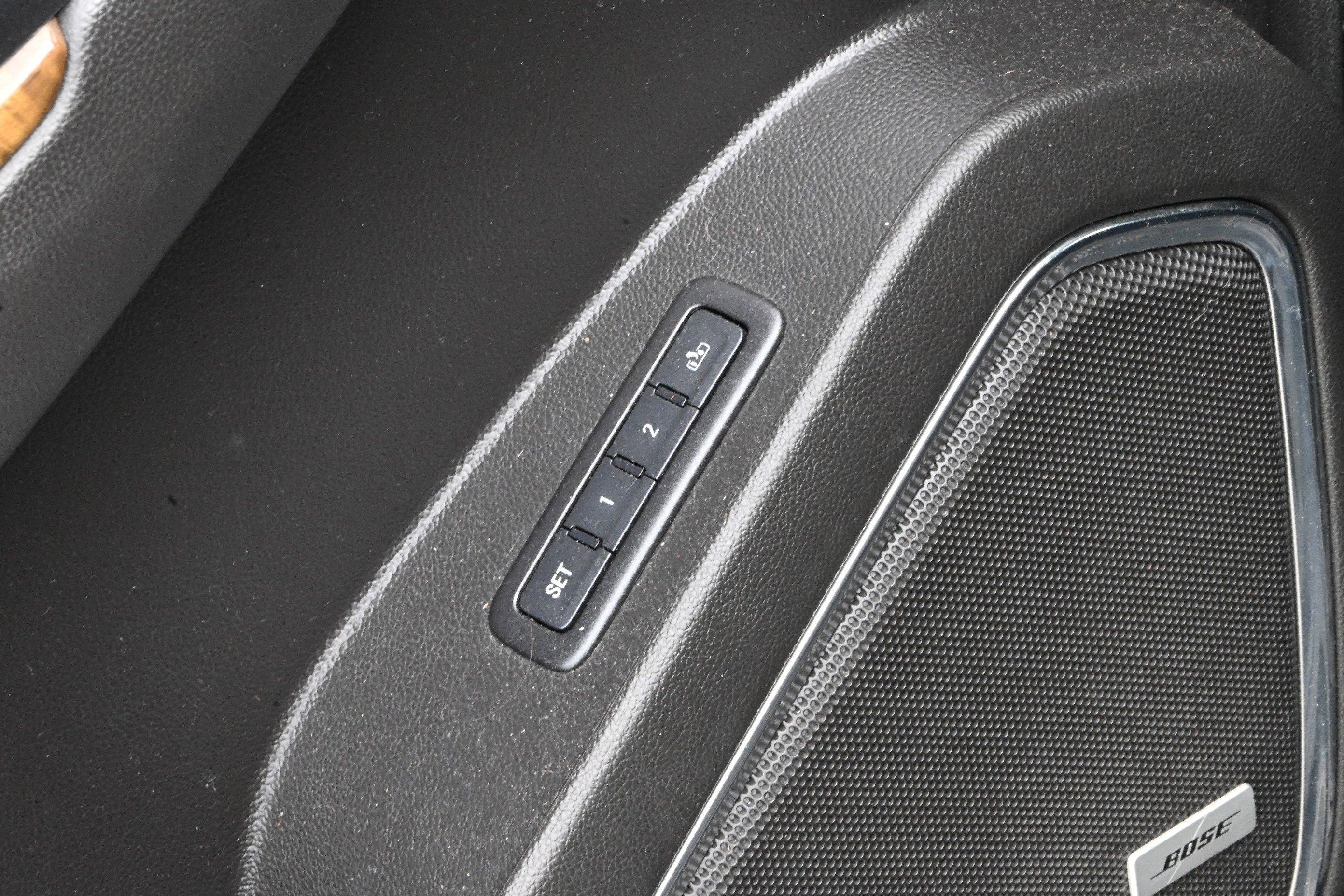 Used 2016 GMC Yukon Denali w/ Open Road Package image 41