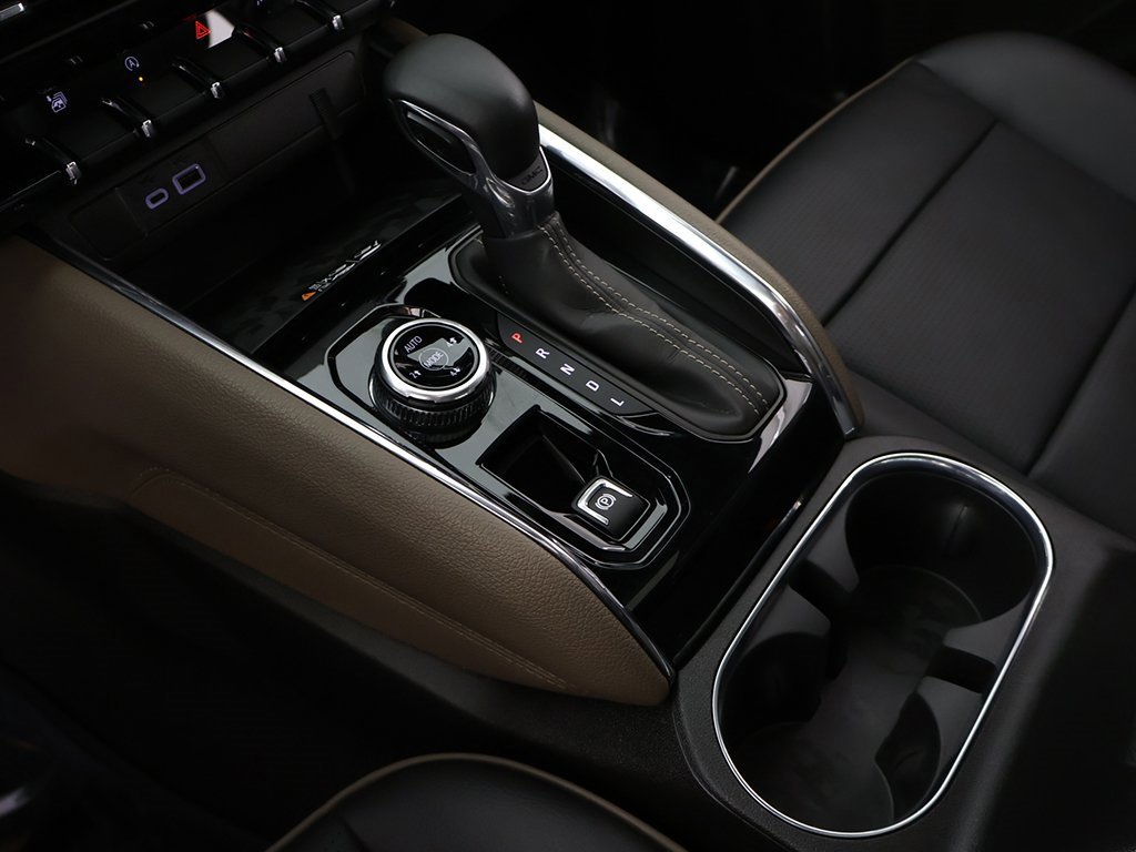 Used 2023 GMC Canyon Denali image 60