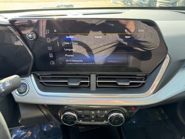 Used 2024 Chevrolet Trax LT w/ Driver Confidence Package image 13