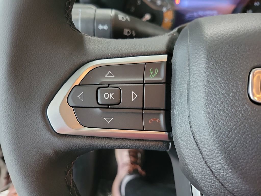 New 2026 Jeep Compass Limited image 17