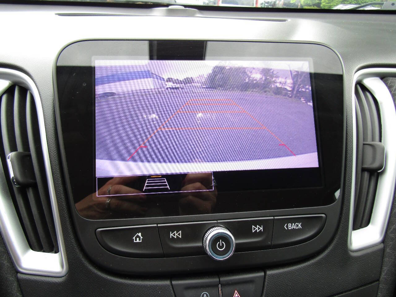 Used 2022 Chevrolet Malibu LS w/ LPO, Floor Liner Package FWD image 12