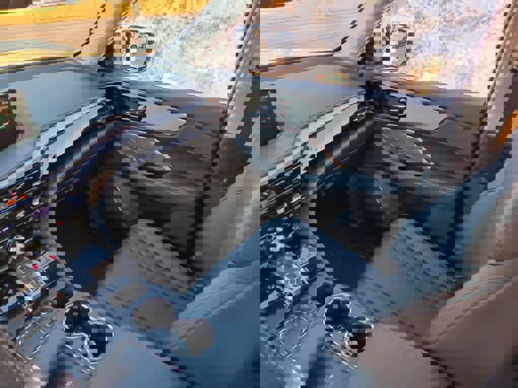 Used 2023 Acura MDX SH-AWD image 11