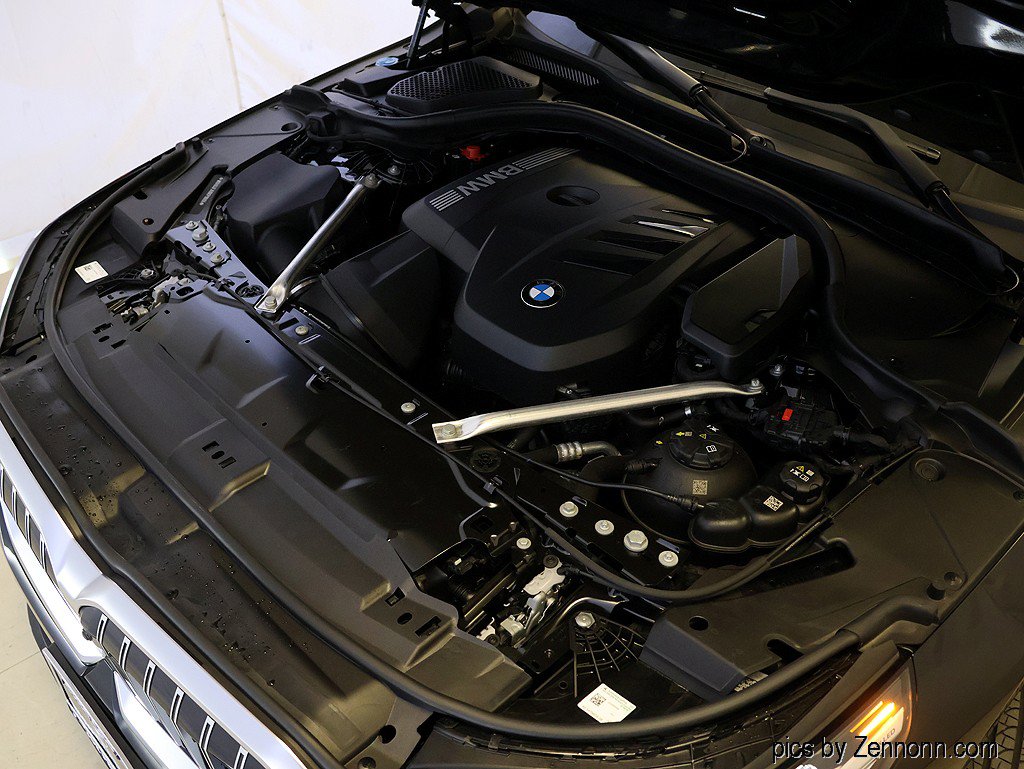 Certified 2024 BMW 530i xDrive w/ Premium Package AWD/4WD image 42