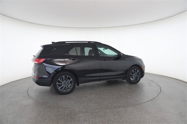 Used 2022 Chevrolet Equinox RS w/ Infotainment Package image 21