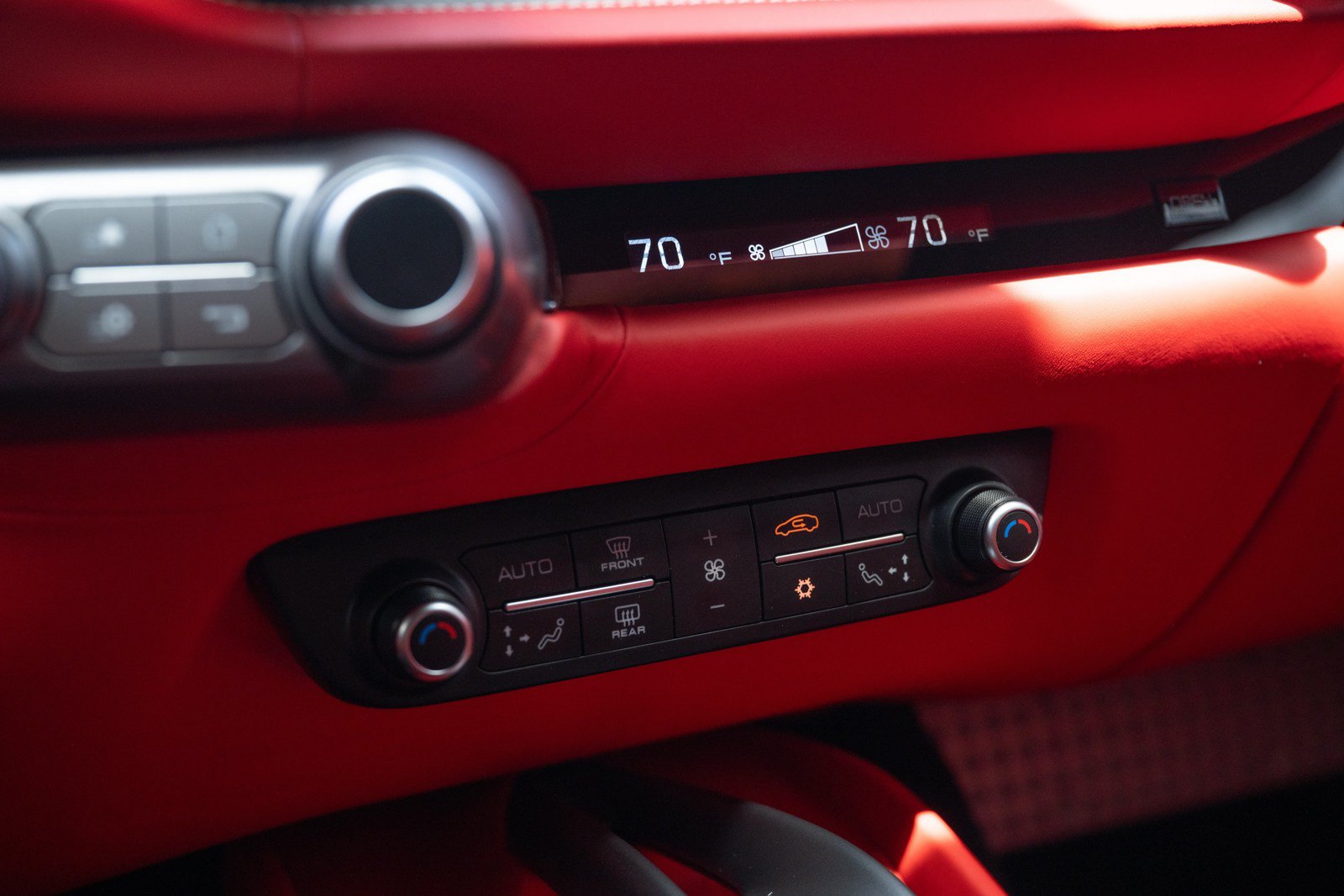 Used 2022 Ferrari 812 GTS RWD image 40