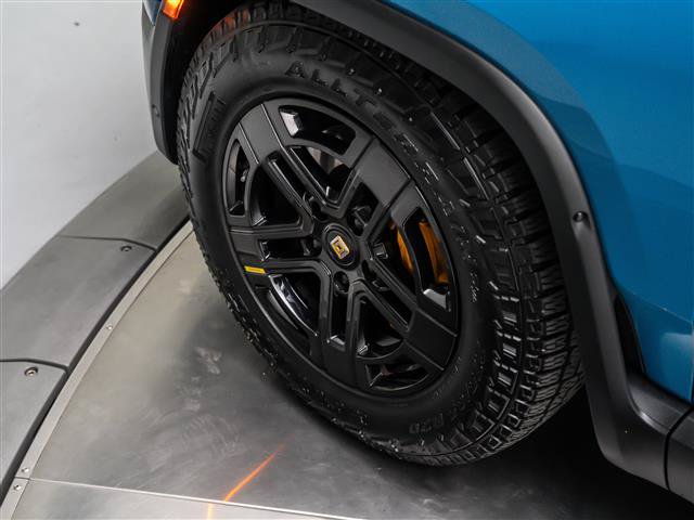 Used 2023 Rivian R1S Adventure AWD/4WD image 13