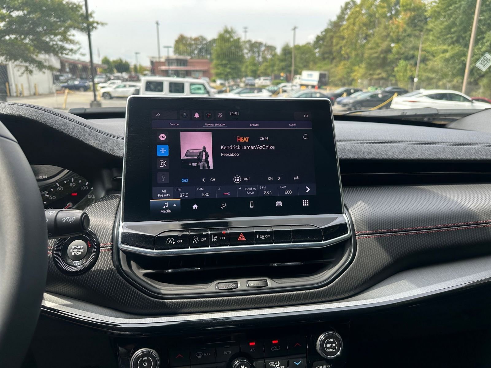 Used 2025 Jeep Compass Trailhawk image 18