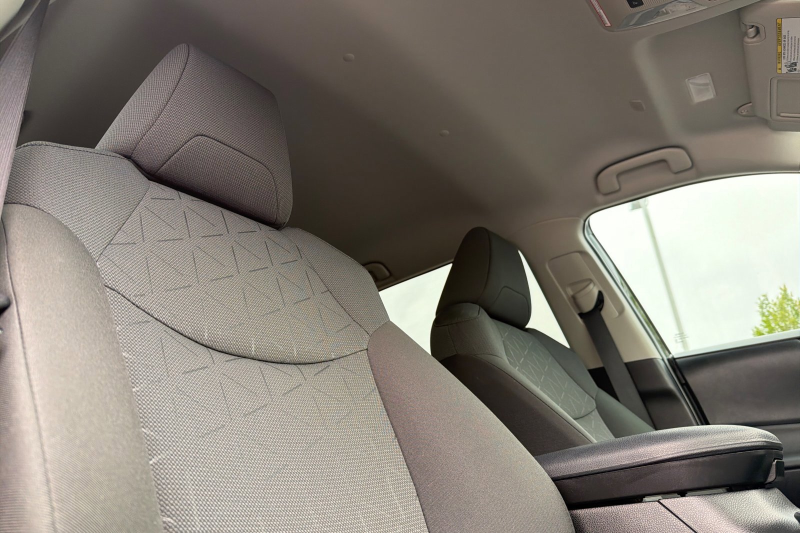 Used 2024 Toyota RAV4 AWD Hybrid image 17