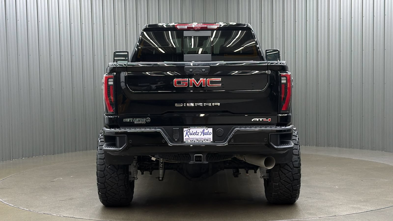 Used 2025 GMC Sierra 2500 AT4 w/ AT4 Premium Plus Package AWD/4WD image 4