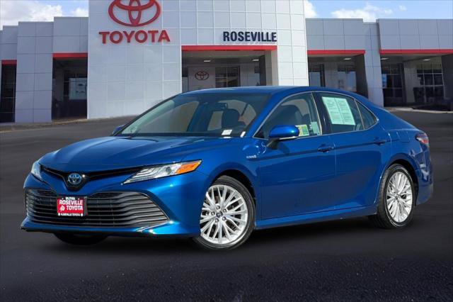 Certified 2019 Toyota Camry XLE w/ Sunroof Package FWD image 1