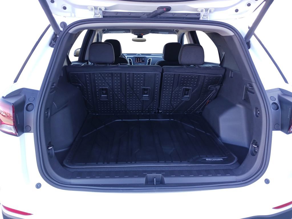 Used 2024 Chevrolet Equinox LT w/ LPO, Floor Liner Package image 13
