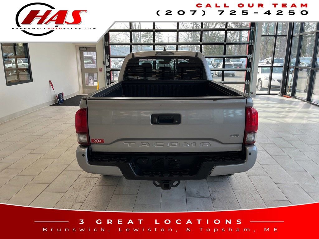 Used 2019 Toyota Tacoma TRD Off-Road w/ Technology Package image 5