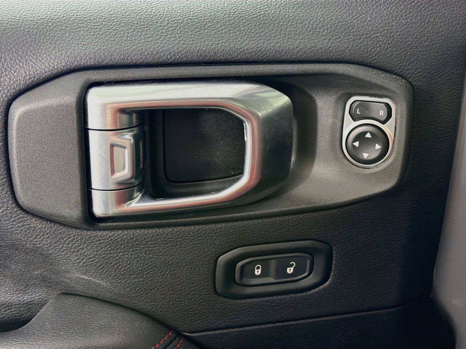Used 2023 Jeep Wrangler Unlimited Rubicon 4xe AWD/4WD image 24