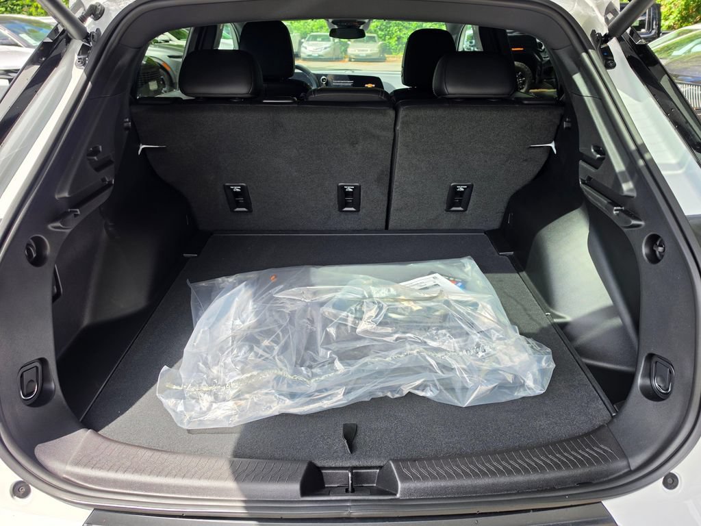 New 2026 Chevrolet Equinox EV LT AWD/4WD image 14