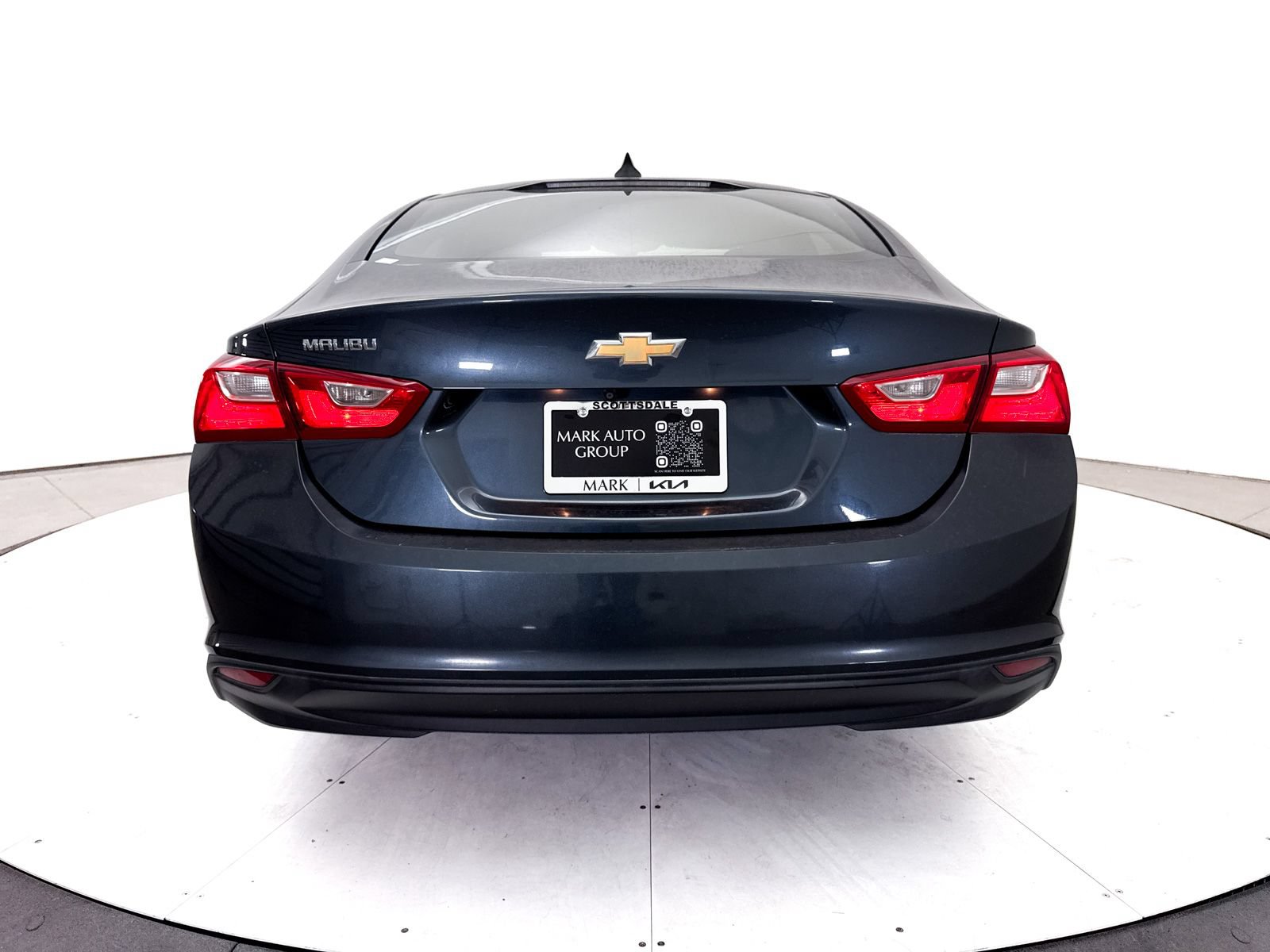 Used 2020 Chevrolet Malibu LS w/ LPO, Convenience Package 2 FWD image 9