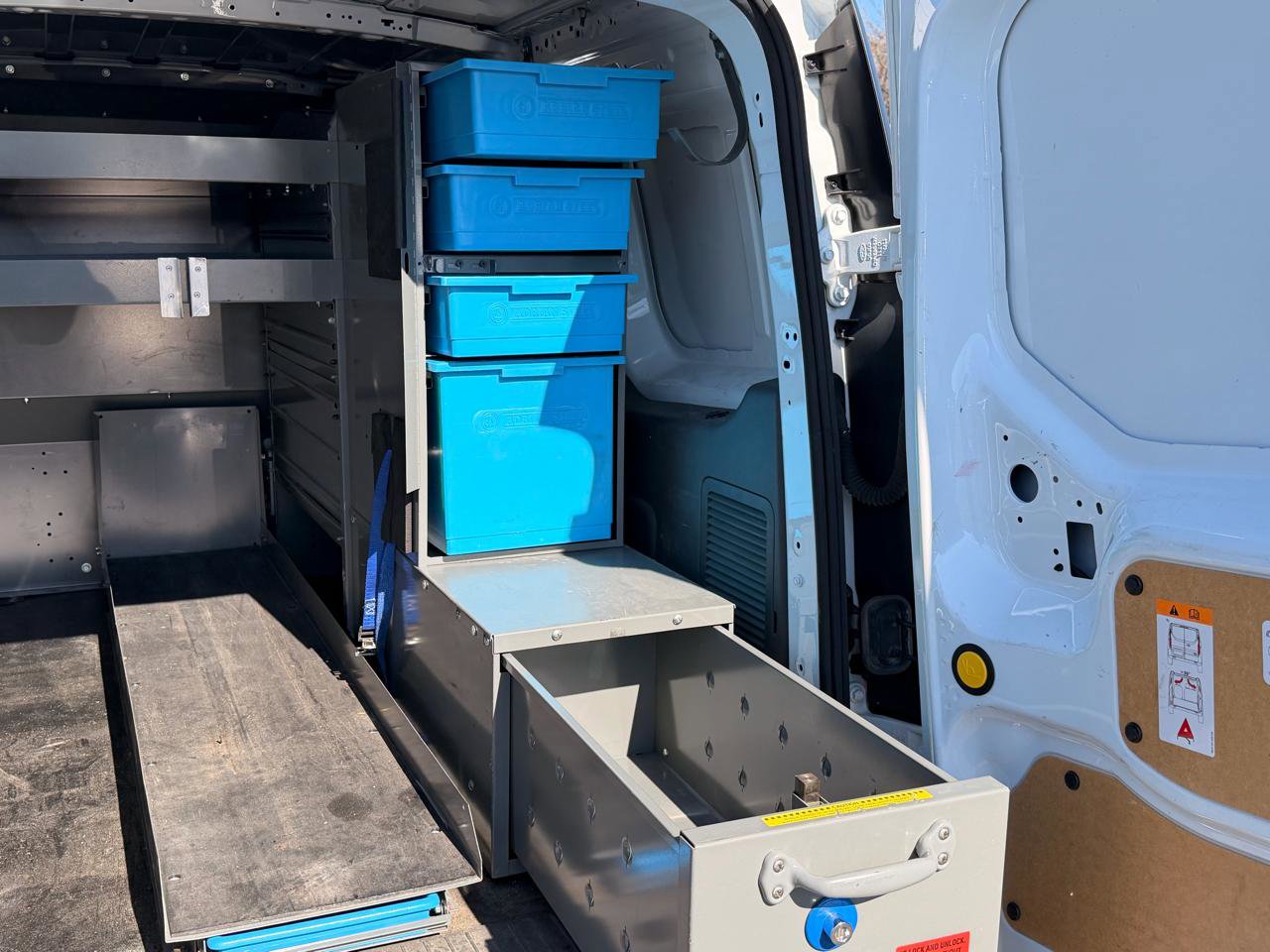 Used 2020 Ford Transit Connect XL image 29