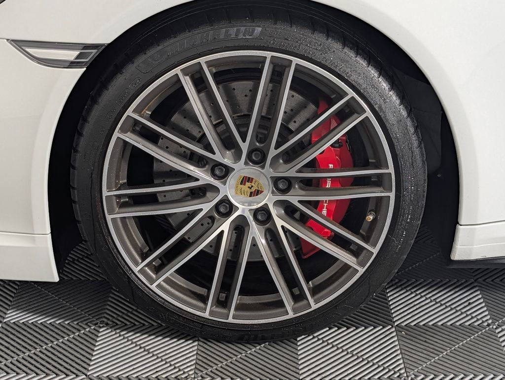 Certified 2019 Porsche 911 Turbo image 11