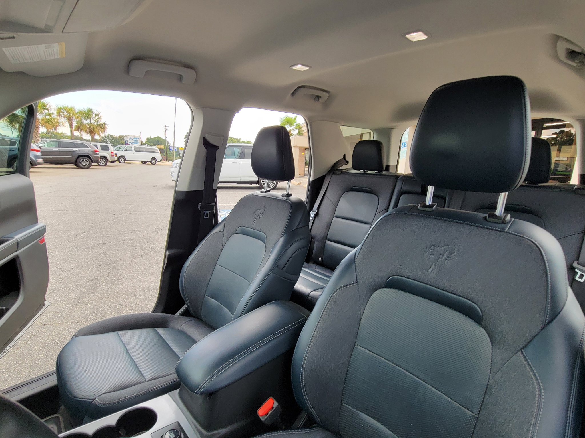 Used 2021 Ford Bronco Sport Outer Banks w/ Outer Banks Package (96D) image 33
