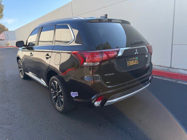 Used 2018 Mitsubishi Outlander SEL image 4