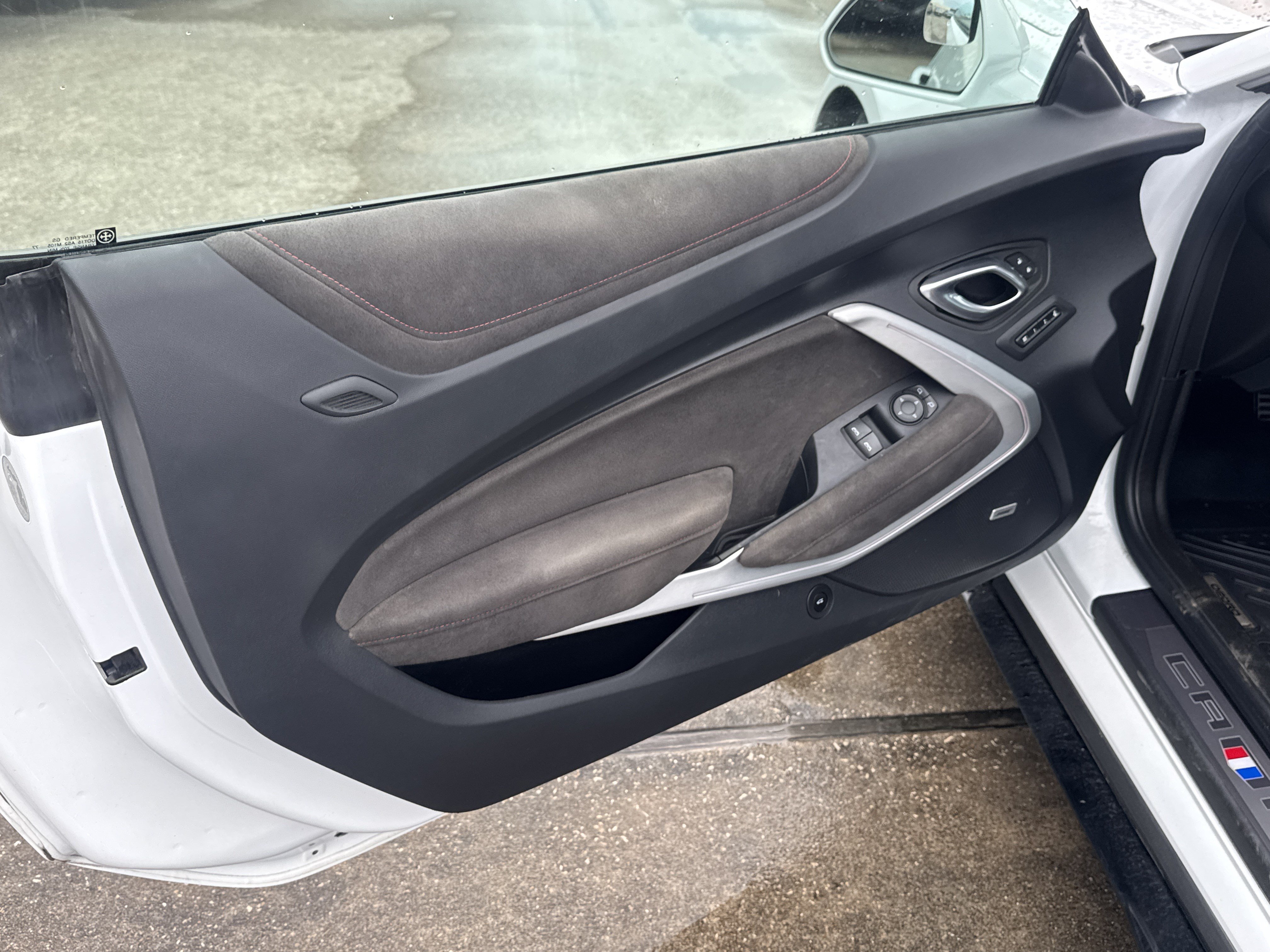 Used 2023 Chevrolet Camaro ZL1 RWD image 3