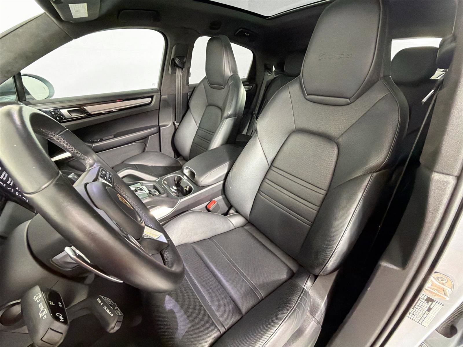Certified 2021 Porsche Cayenne Turbo AWD/4WD image 5
