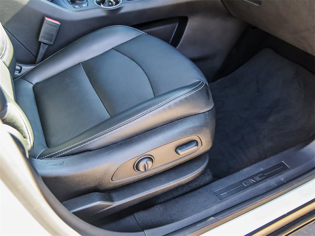 Certified 2023 GMC Terrain SLT image 16