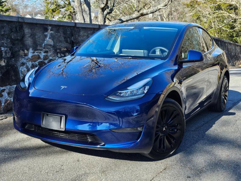 Used 2023 Tesla Model Y Long Range image 2