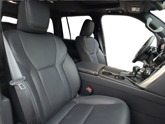 Used 2023 Lexus LX 600 4WD w/ Interior Upgrade Package image 24