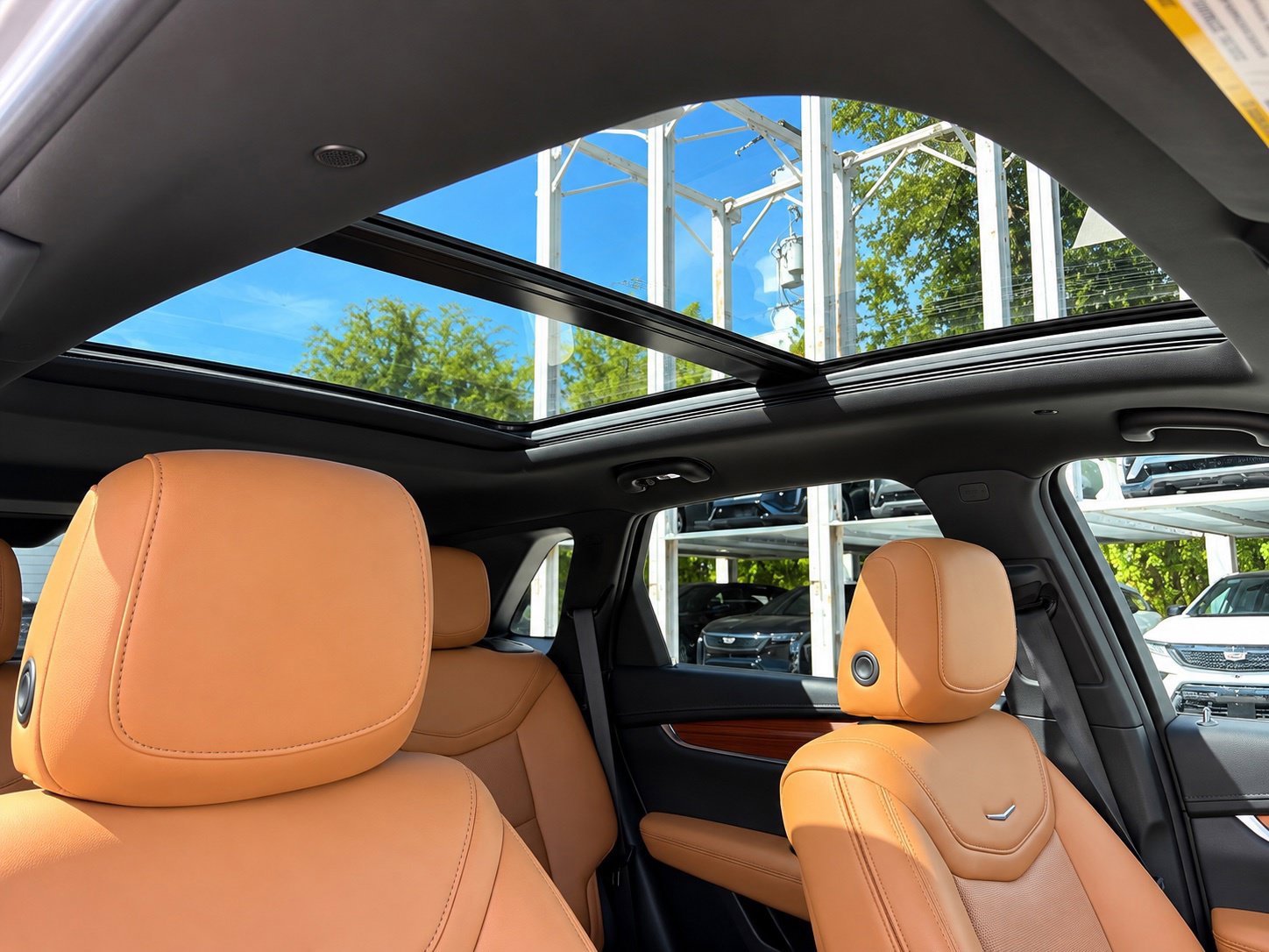 Used 2023 Cadillac XT5 Premium Luxury FWD image 12